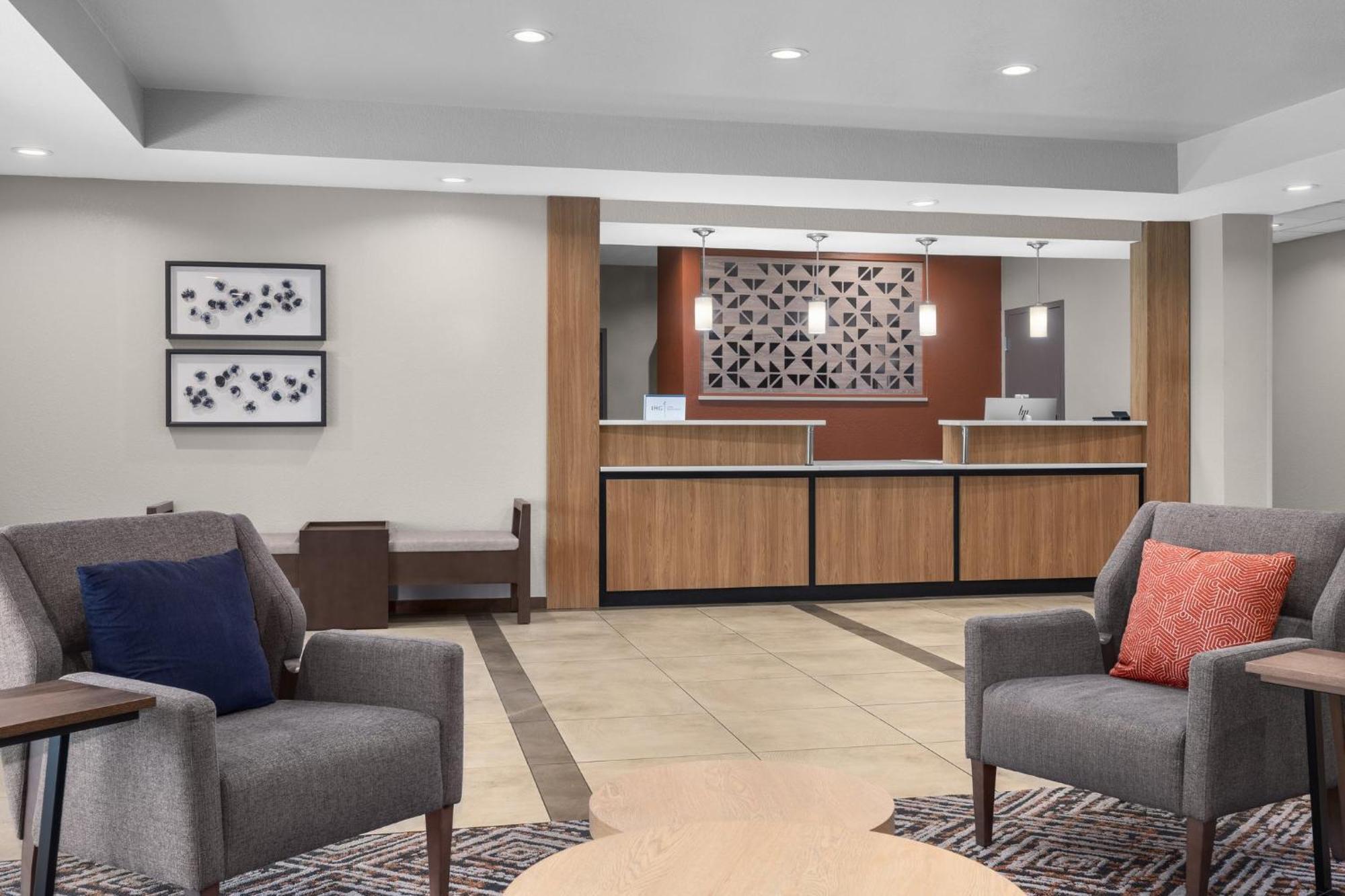 Candlewood By Ihg 3*