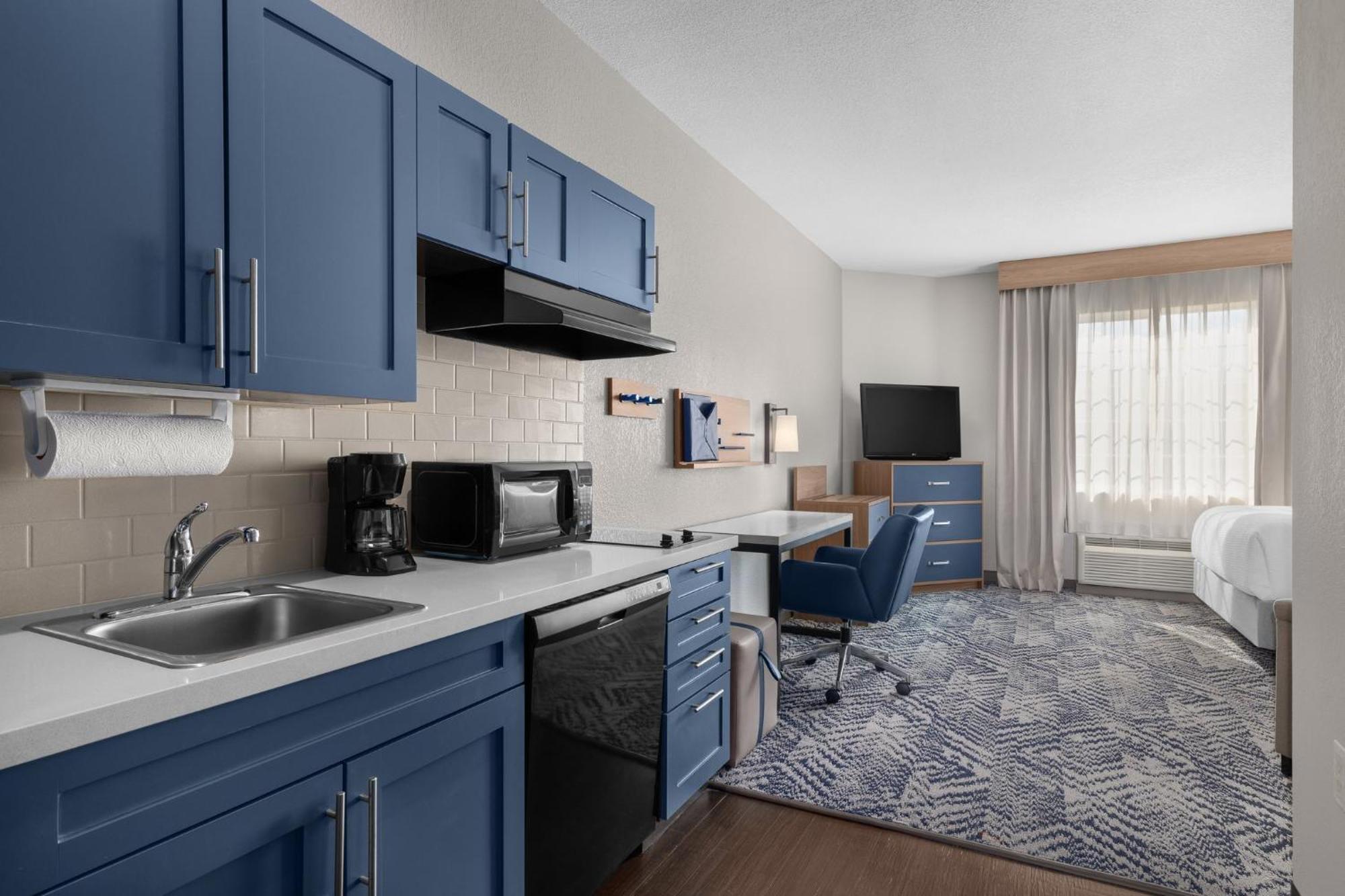 Candlewood By Ihg Alexandria